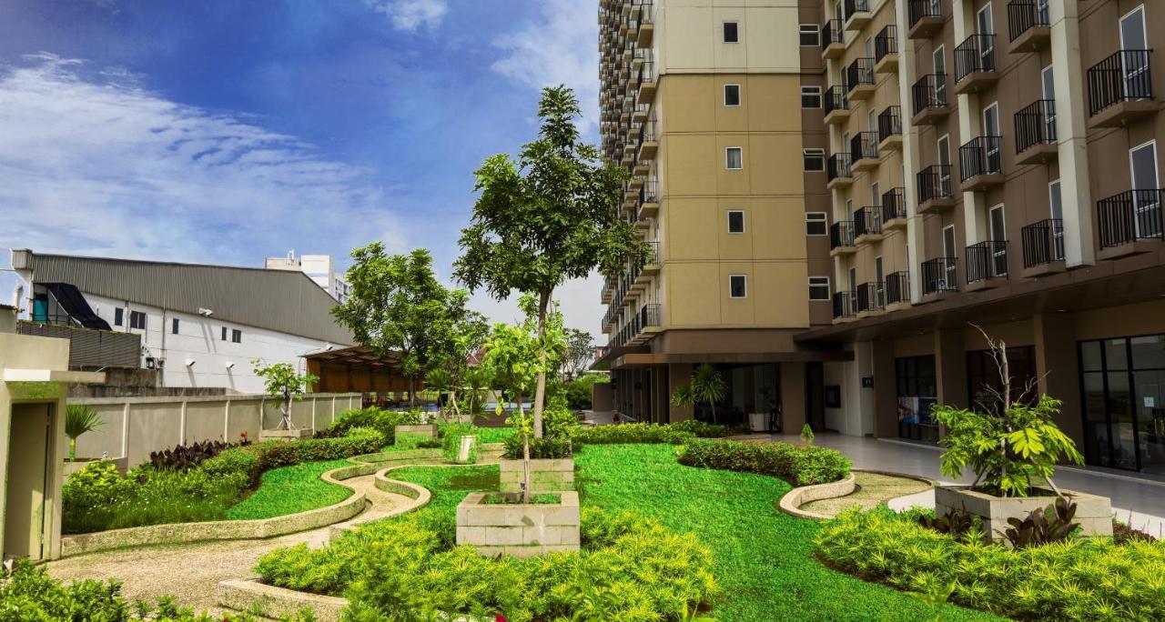 Azalea Suites Cikarang By Jayakarta Group Exterior foto